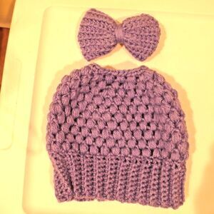 MESSY BUN ~ PONY TAIL HAT , CHILDS BEANIE, HAND CROCHETED, Hair Clip Purple/Blu